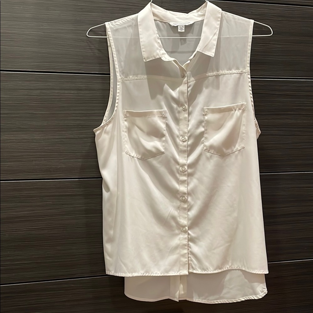American Eagle Outfitters White Sleeveless Button Down Shirt